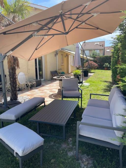 Villa Individuelle - Chassieu Luaran gambar