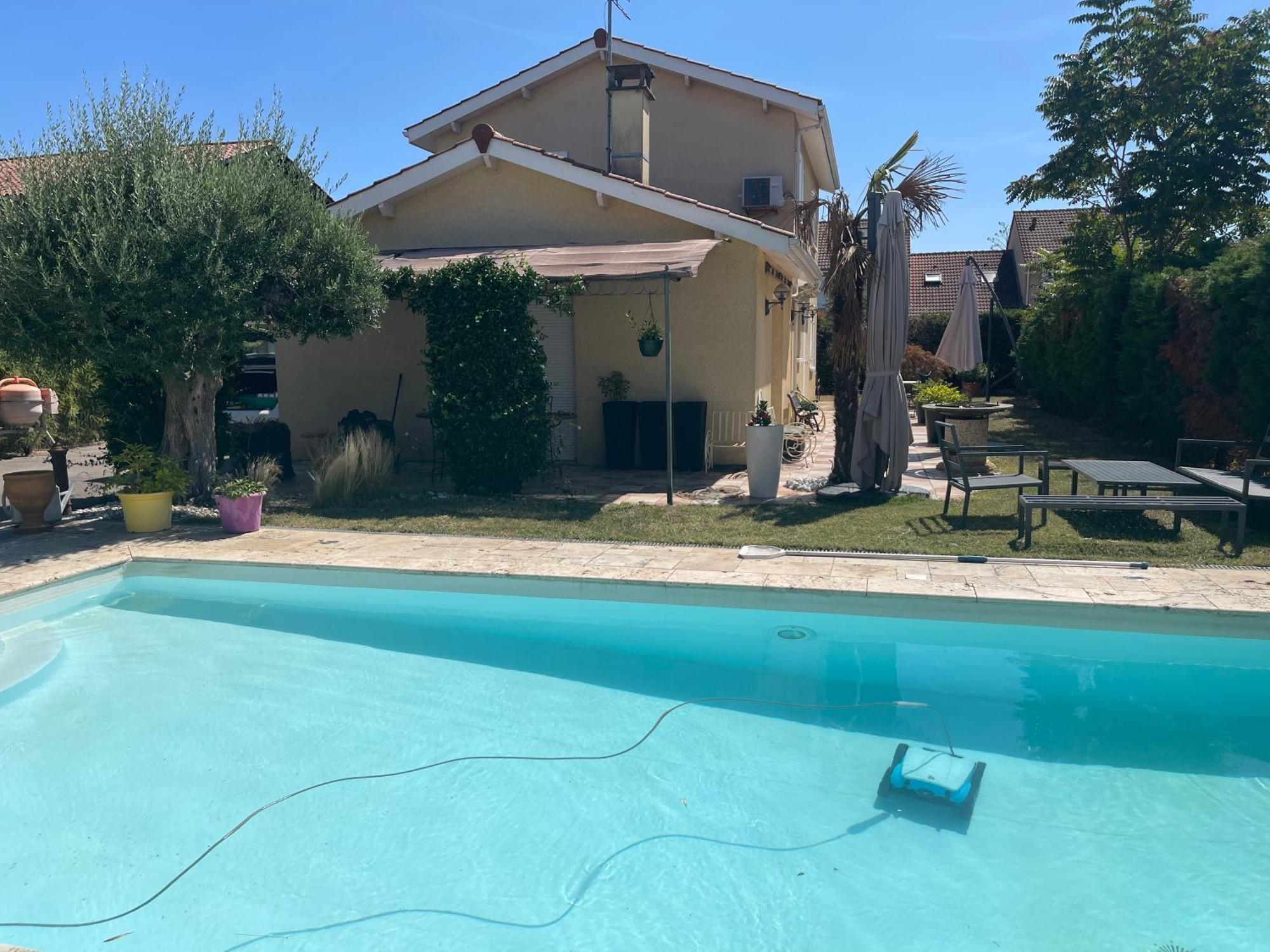 Villa Individuelle - Chassieu Luaran gambar